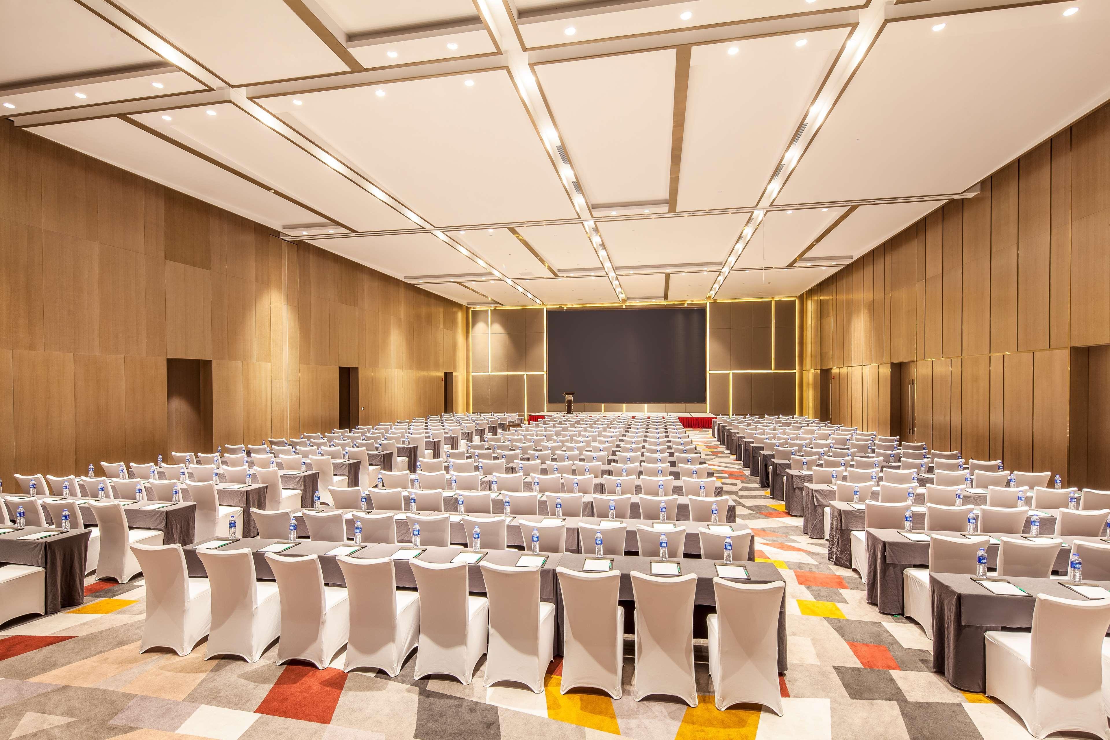 Radisson Exhibition Center Şanghay Dış mekan fotoğraf