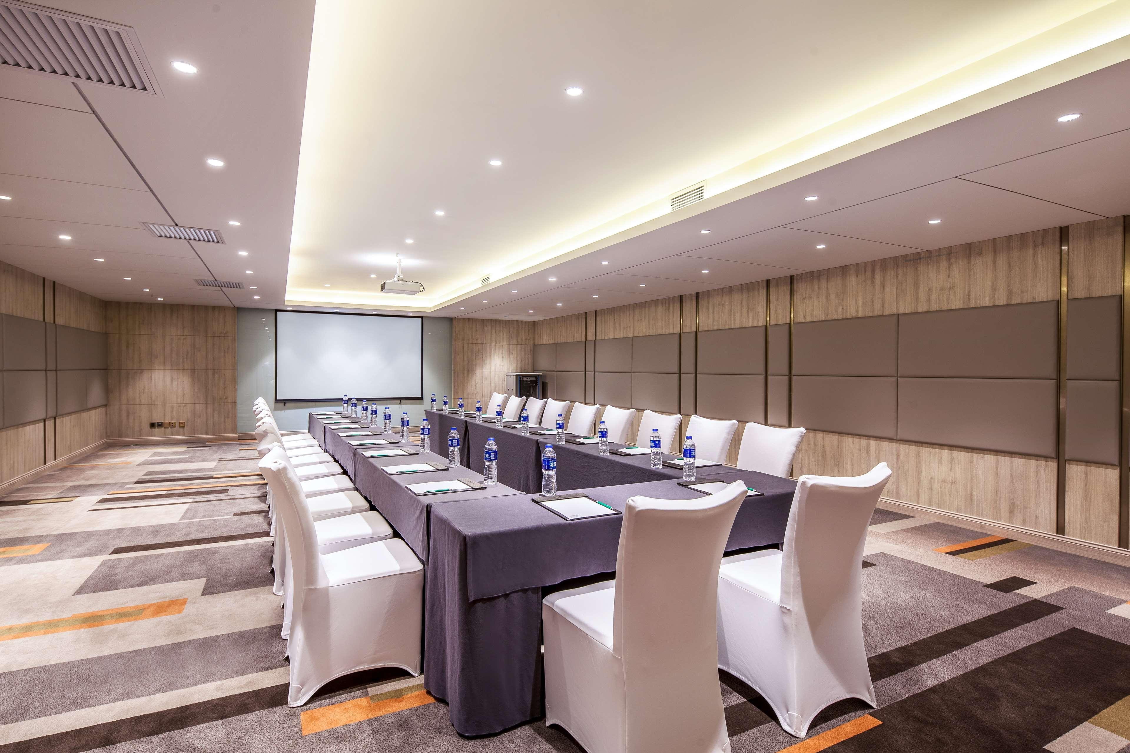 Radisson Exhibition Center Şanghay Dış mekan fotoğraf