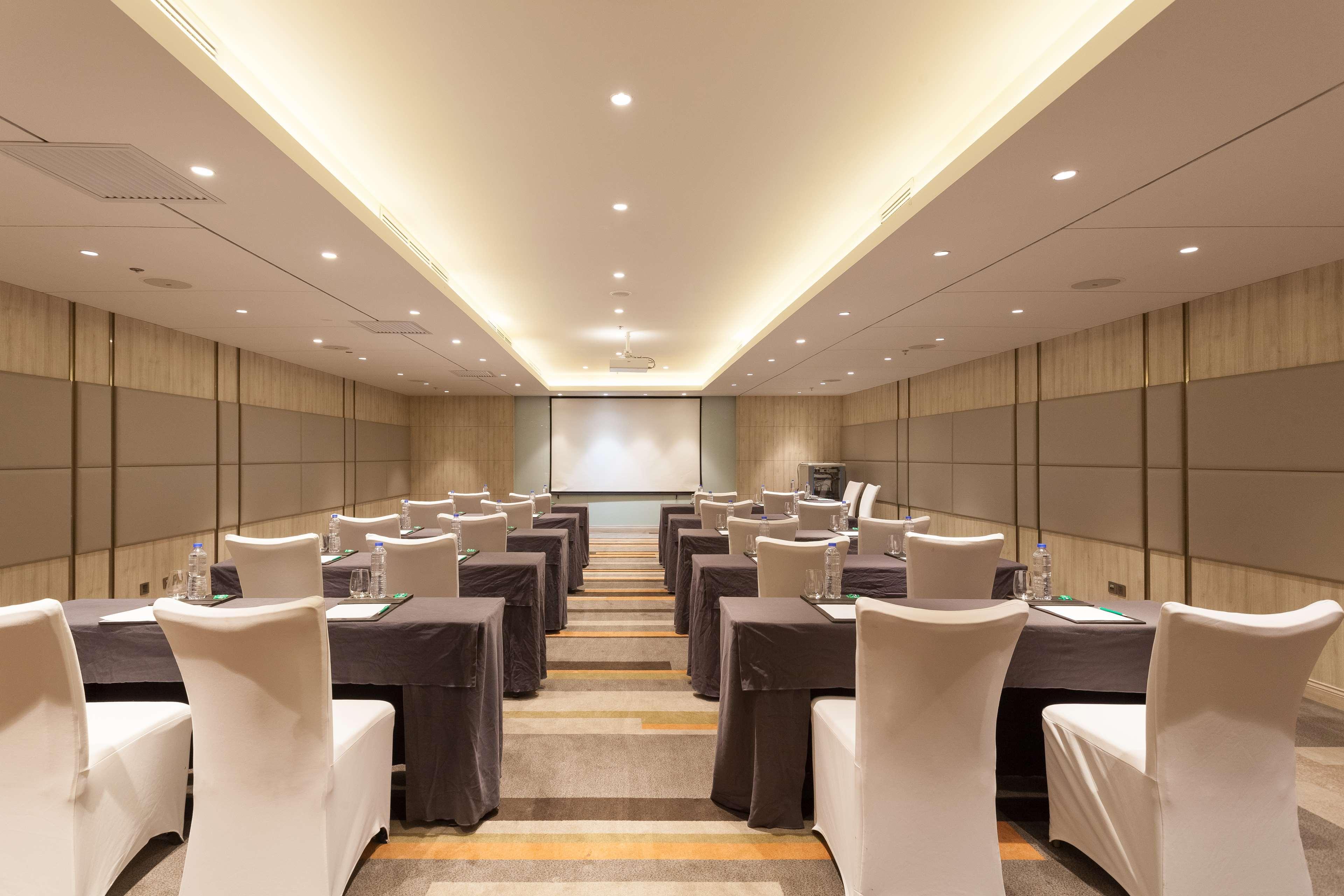 Radisson Exhibition Center Şanghay Dış mekan fotoğraf